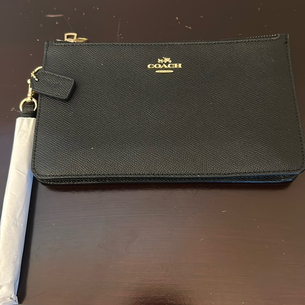 Coach doubzip wristlet! Fits a phone! NWOTGS!